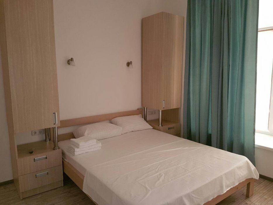 Hotel Aleksandriya à TTchornomorsk Extérieur photo